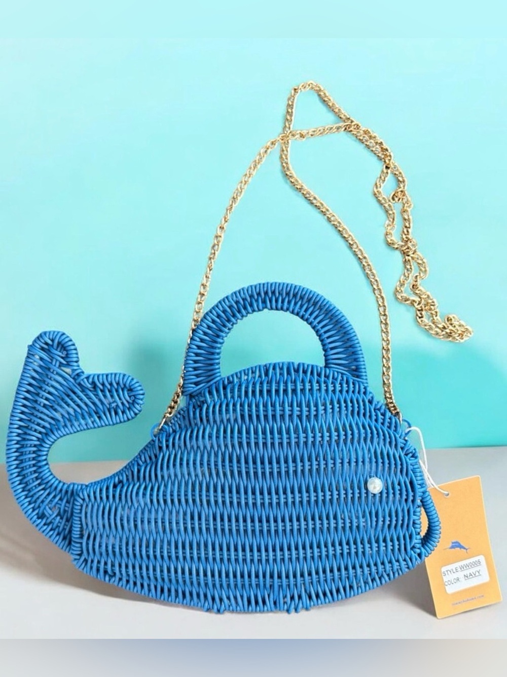 Tommy Bahama, NWTS Blue whale 🐳 Woven Straw Fish Handbag, viral sensation - Picture 6 of 6